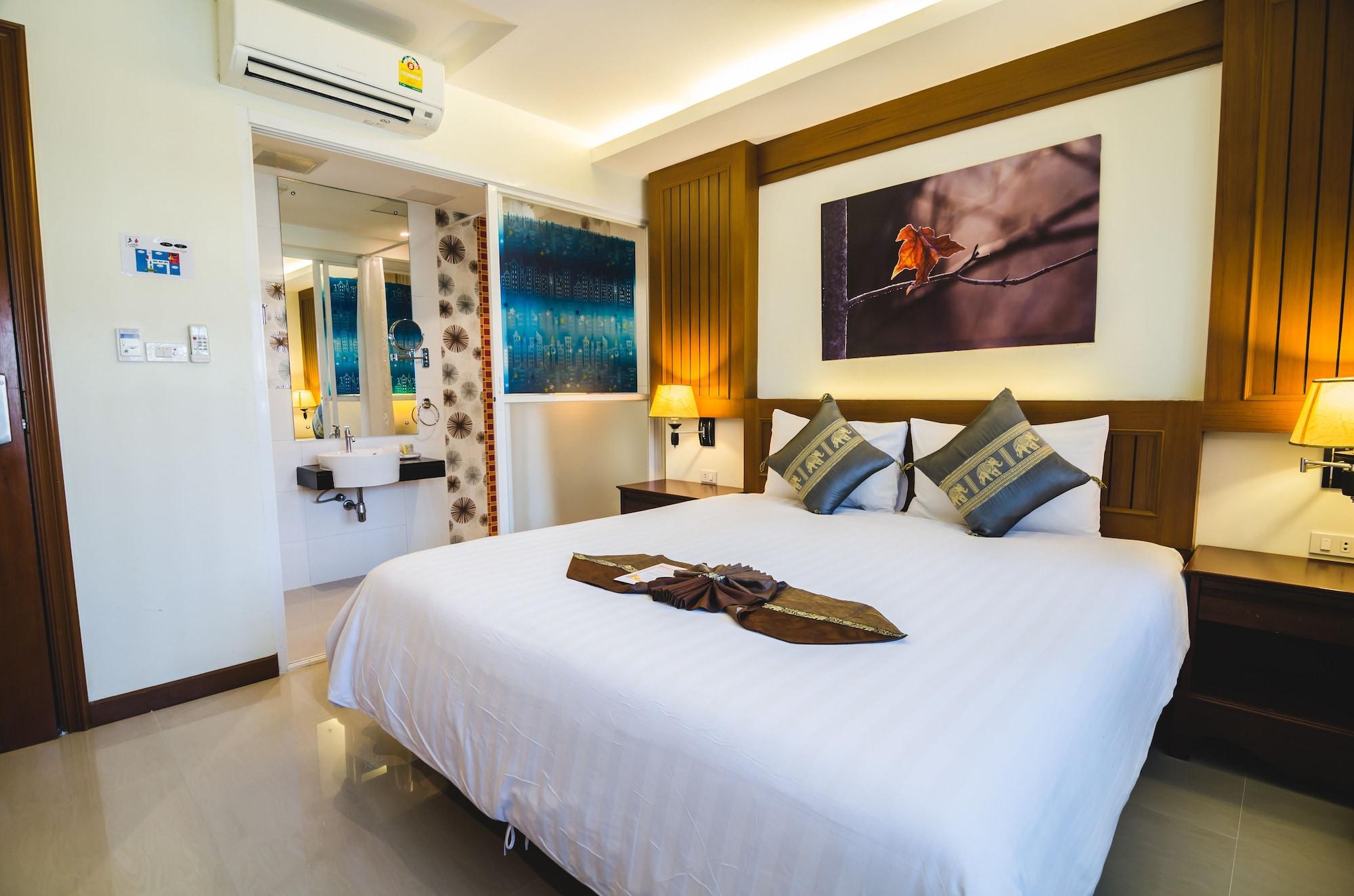 Patong Terrace Boutique Hotel Bagian luar foto