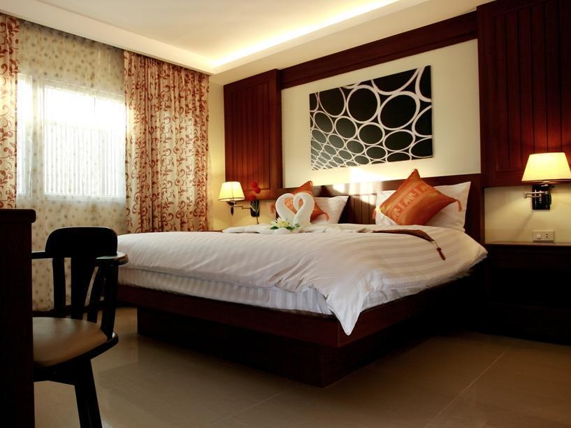 Patong Terrace Boutique Hotel Bagian luar foto